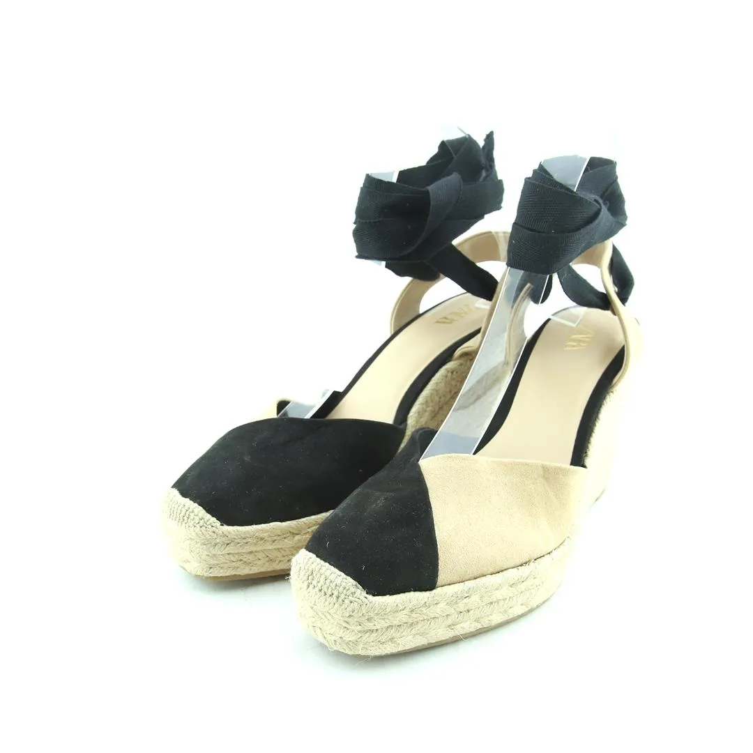 ZARA. . Heeled Ankle Boots