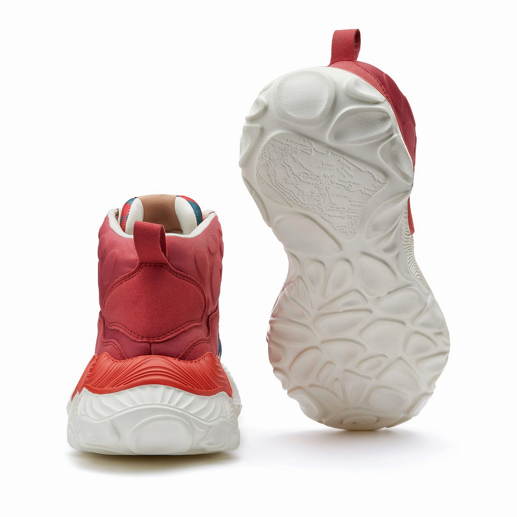 Suits With Sneakers Jungle Afterglow Teide Park III Women