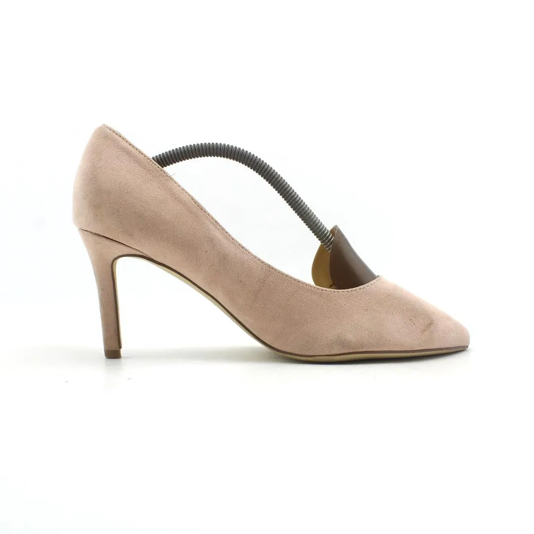 JUST FAB . Effects Of High Heels