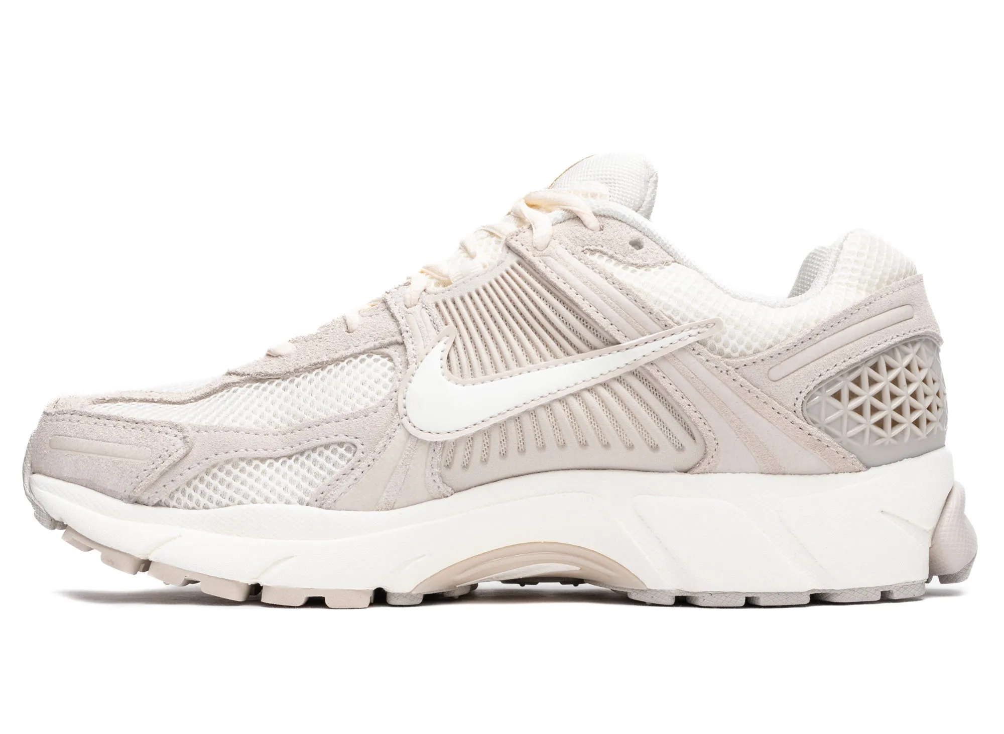 Nike Zoom Vomero 5 Nike Air Max Series Shoes