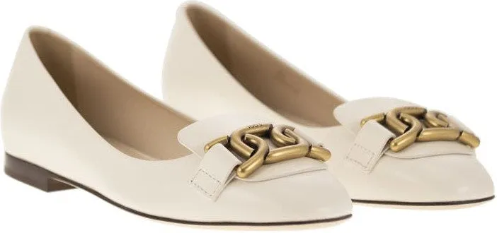 Kinds Of Flat Shoes LEATHER BALLERINA WITH ACCESSORY