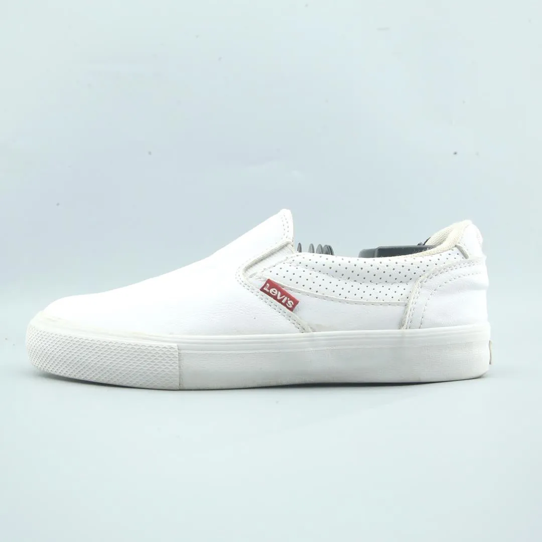 Suede Slip On Boots LEVI'S NAYA CT CVS