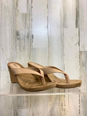 Shower Shoes Flip Flops NWT STYLE & CO SHOES Shoe Size 10 Tan WEDGE Shoes