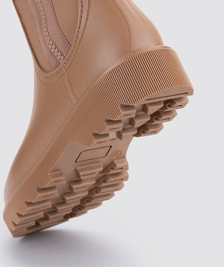 Igor Women's Chloe Engomado Boots, Cuero Boots For Thicker Calves