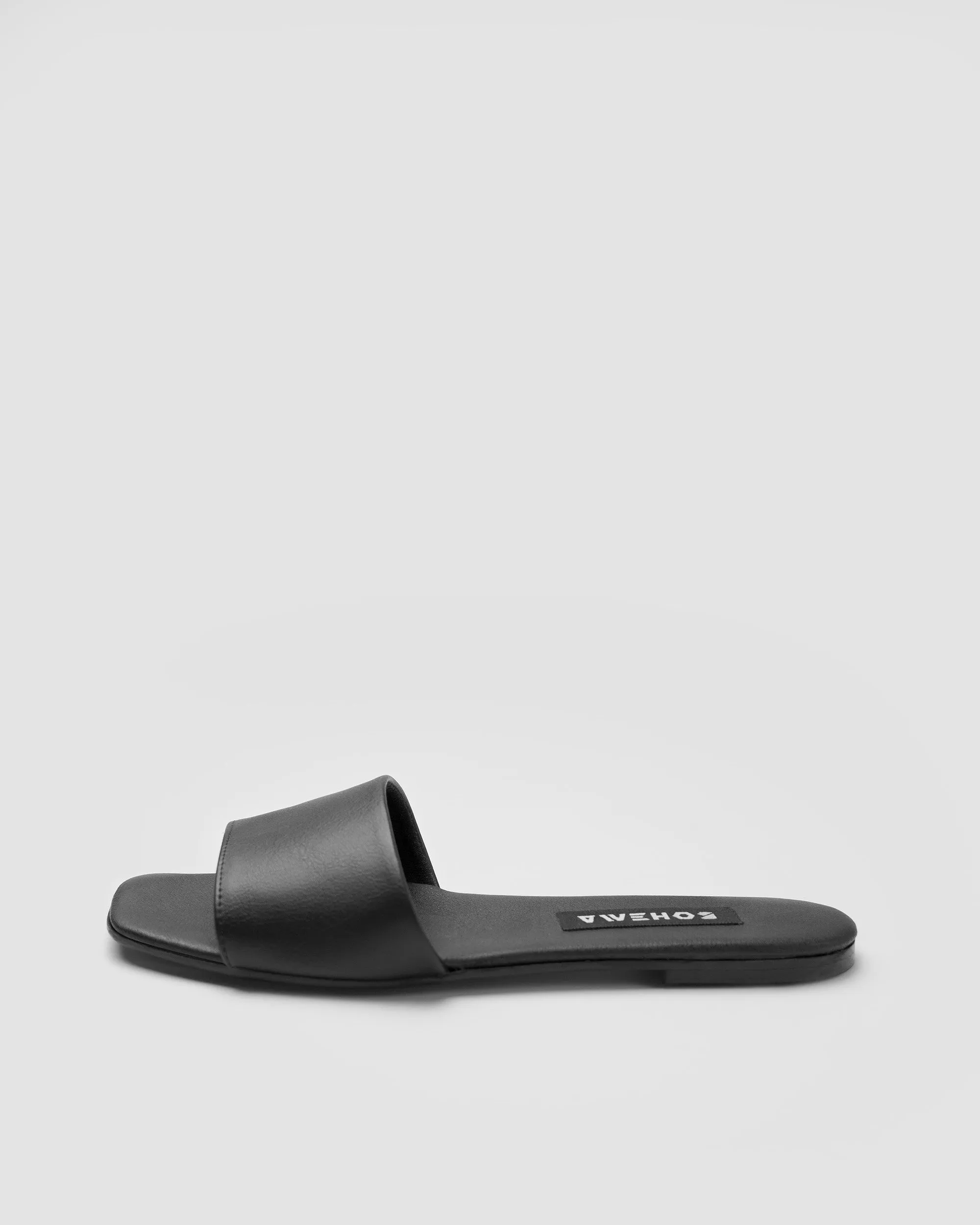 Mellow Slides Black vegan slides made of corn leather Slip Ons Slip On Boots Slip On
