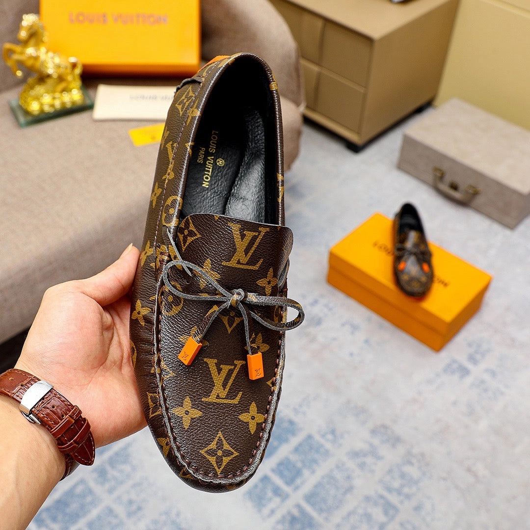 MSE073 LV Driver Moccasin / Size7-12 Casual Sneakers For Sale
