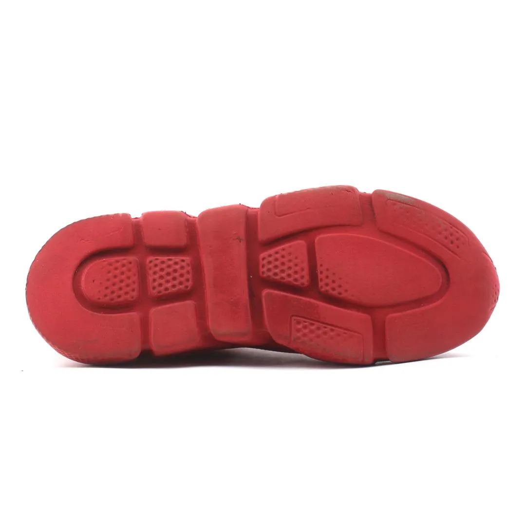 MUDD . Reember Slip On