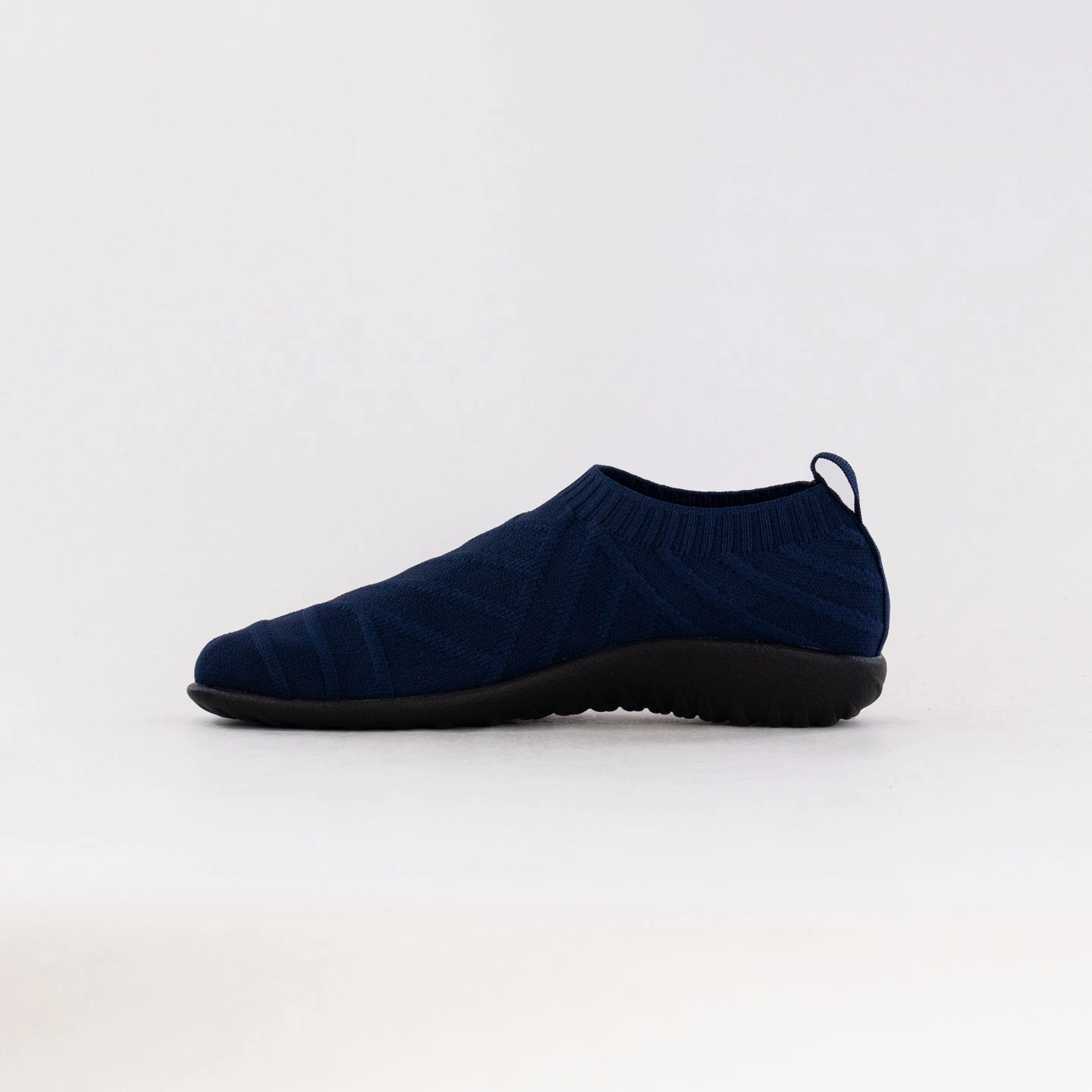 Naot Okahu (Women's) - Navy Knit Solstice Xt 3 Cross Training Shoe
