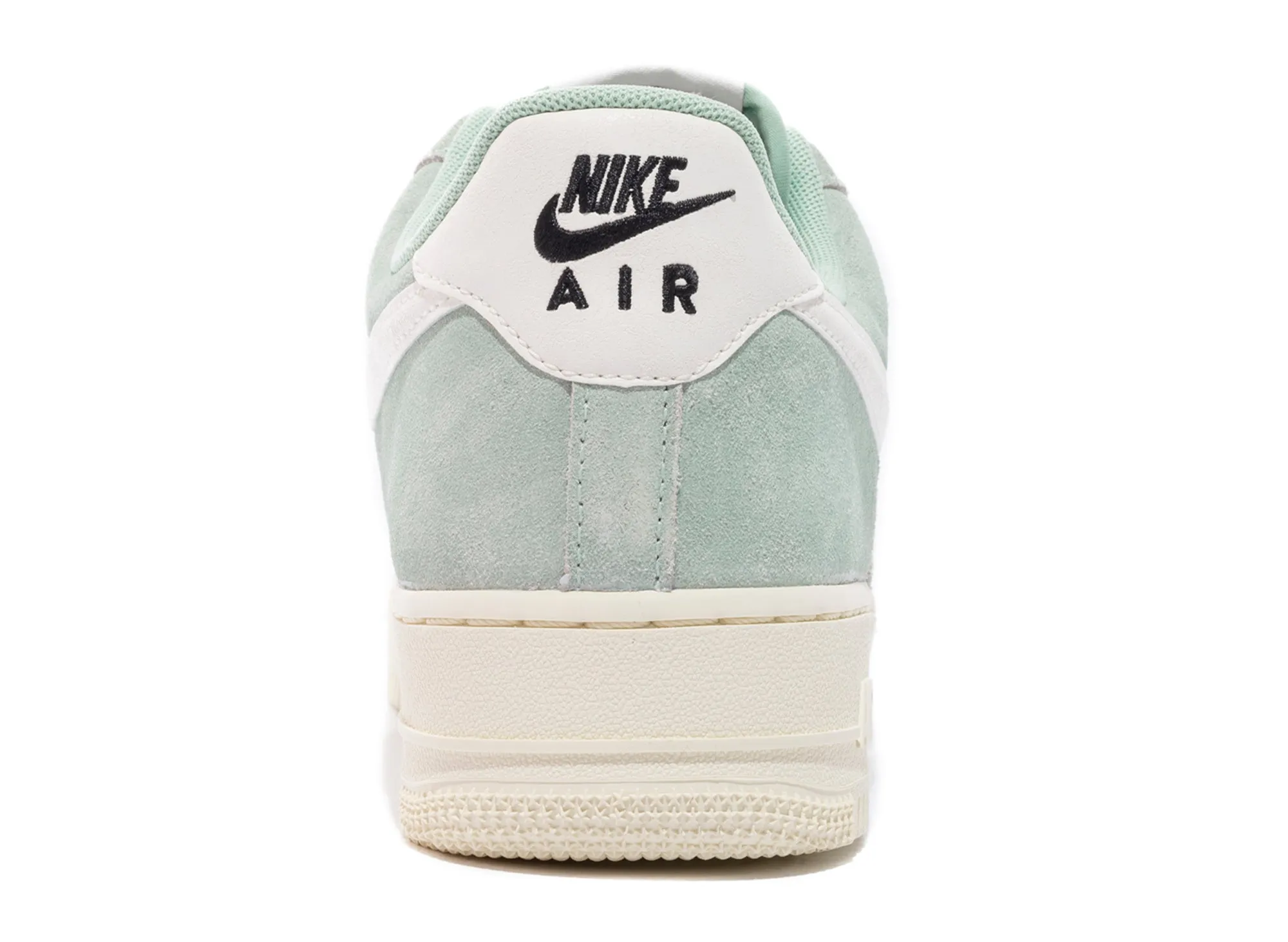 Nike Winter Shoes Nike Air Force 1 '07 LV8