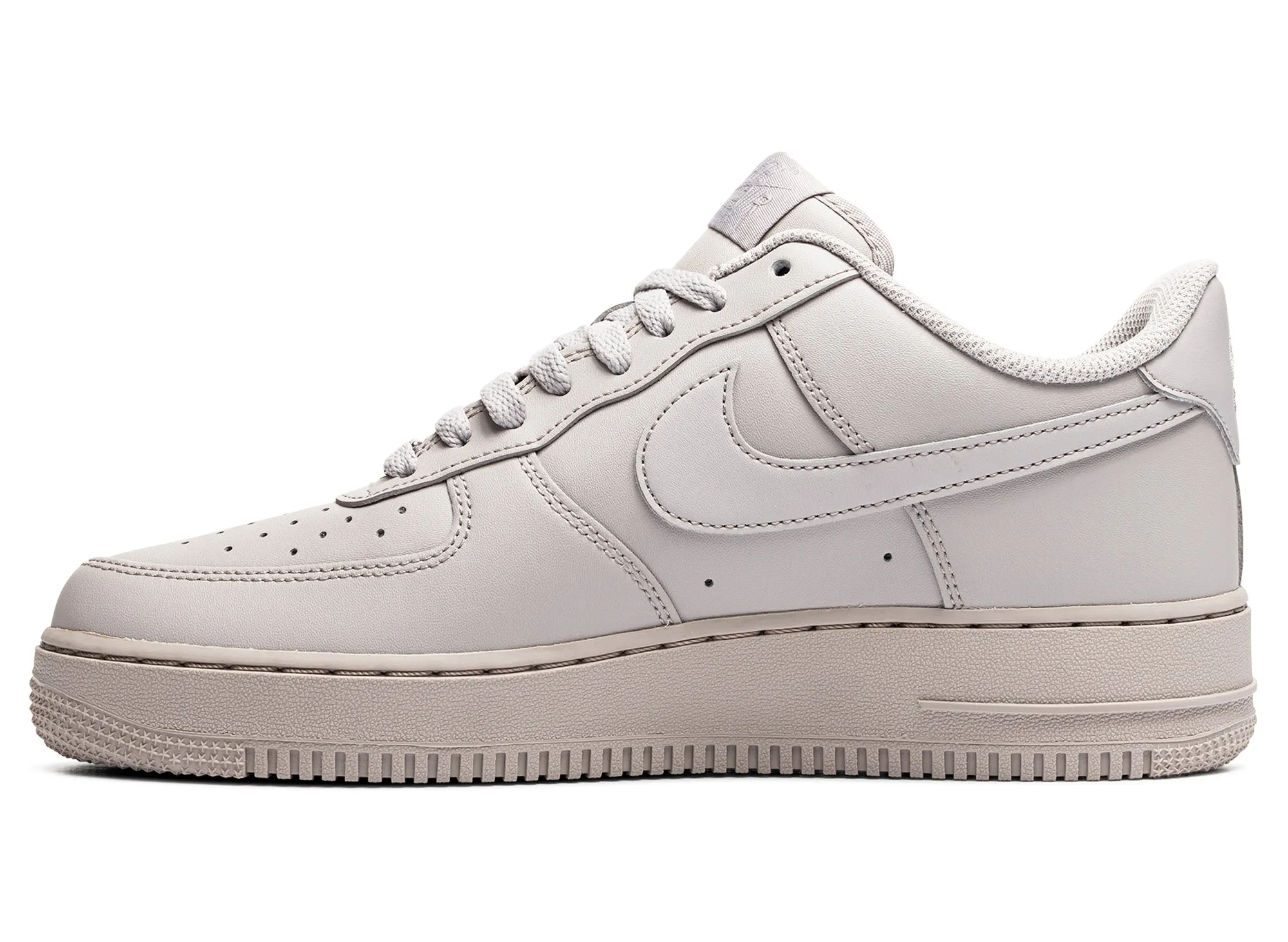 Legacy Nike Shoes Nike Air Force 1 '07