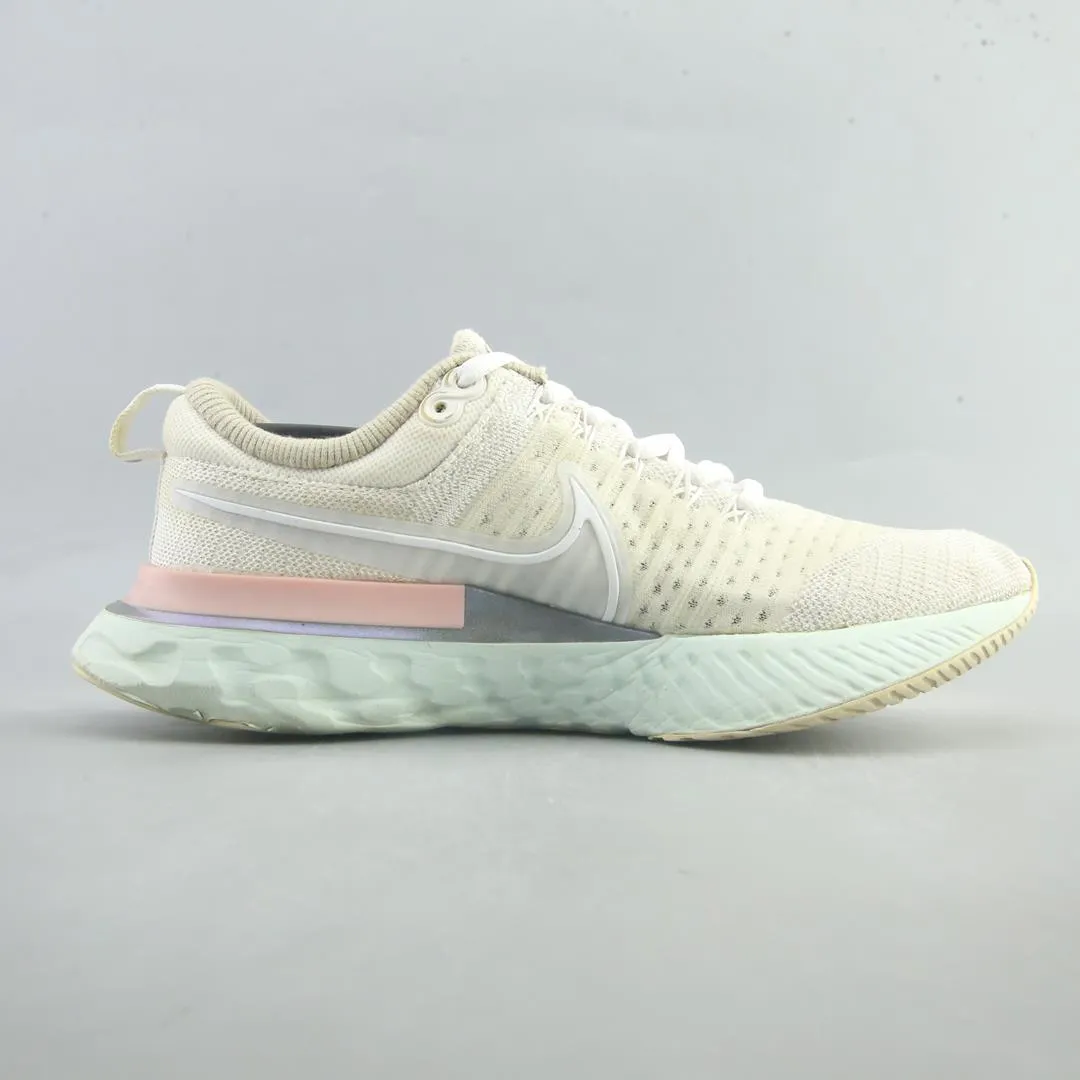 NIKE REACT INFINITY RUN FLYKNIT 2 Lebron Nike Basketball Shoes