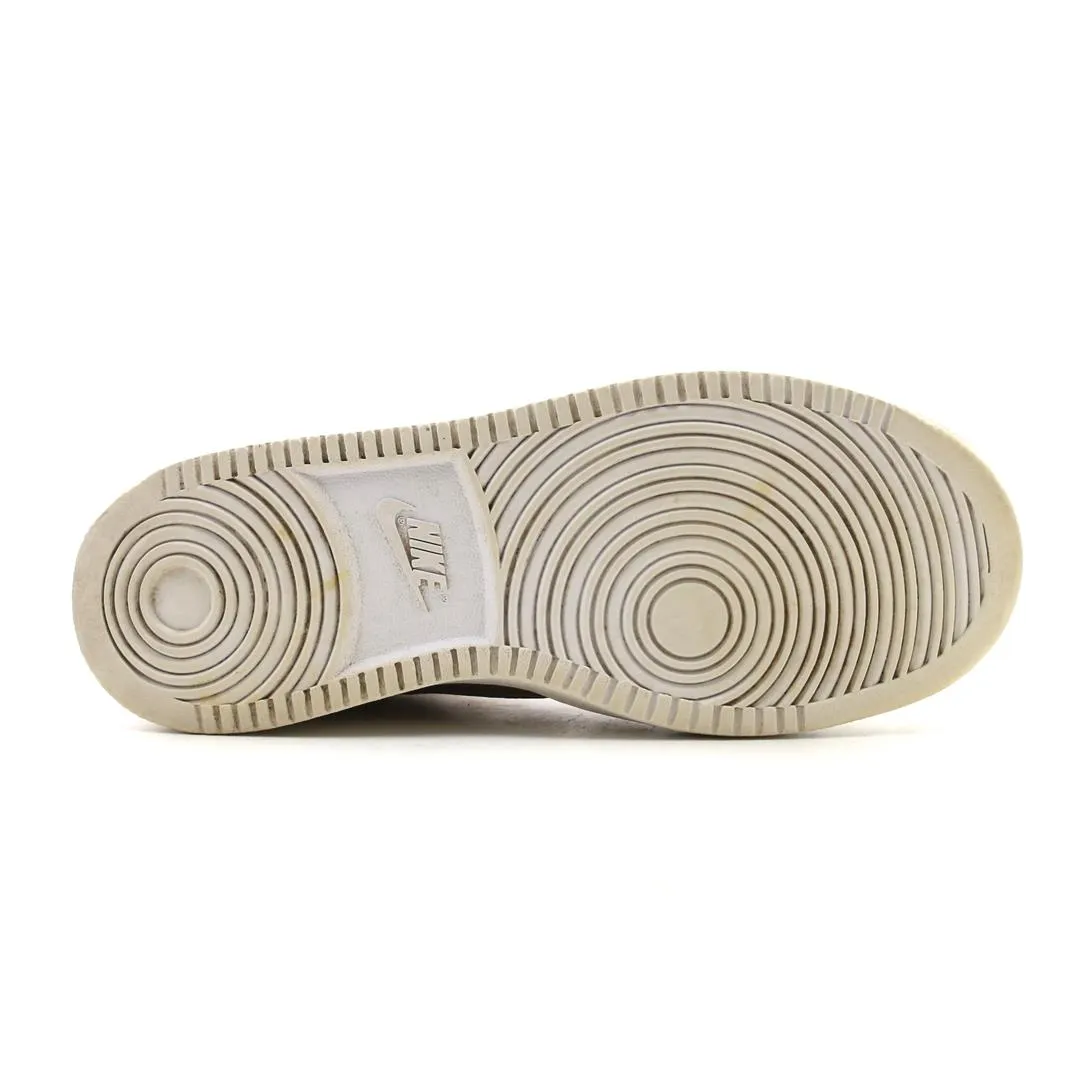 Business Casual Sneakers NIKE  SON OF FORCE MID