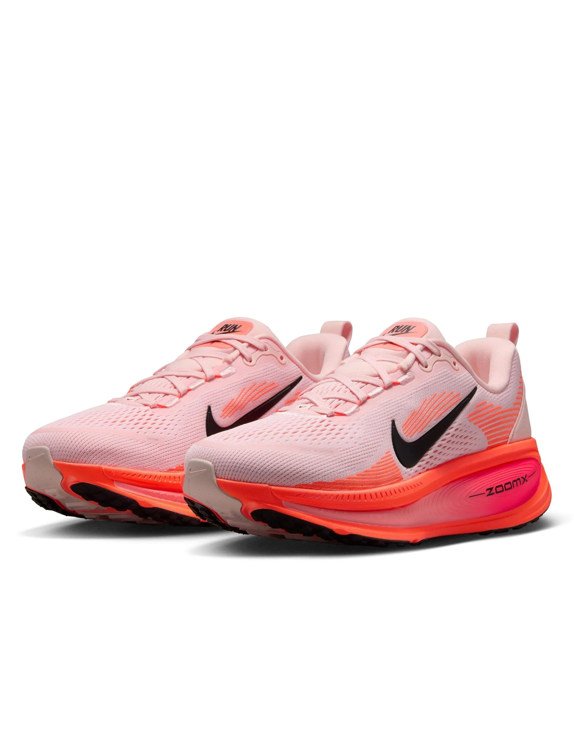 Vomero 18 Running Shoes - Atmosphere/Black/Bright Crimson