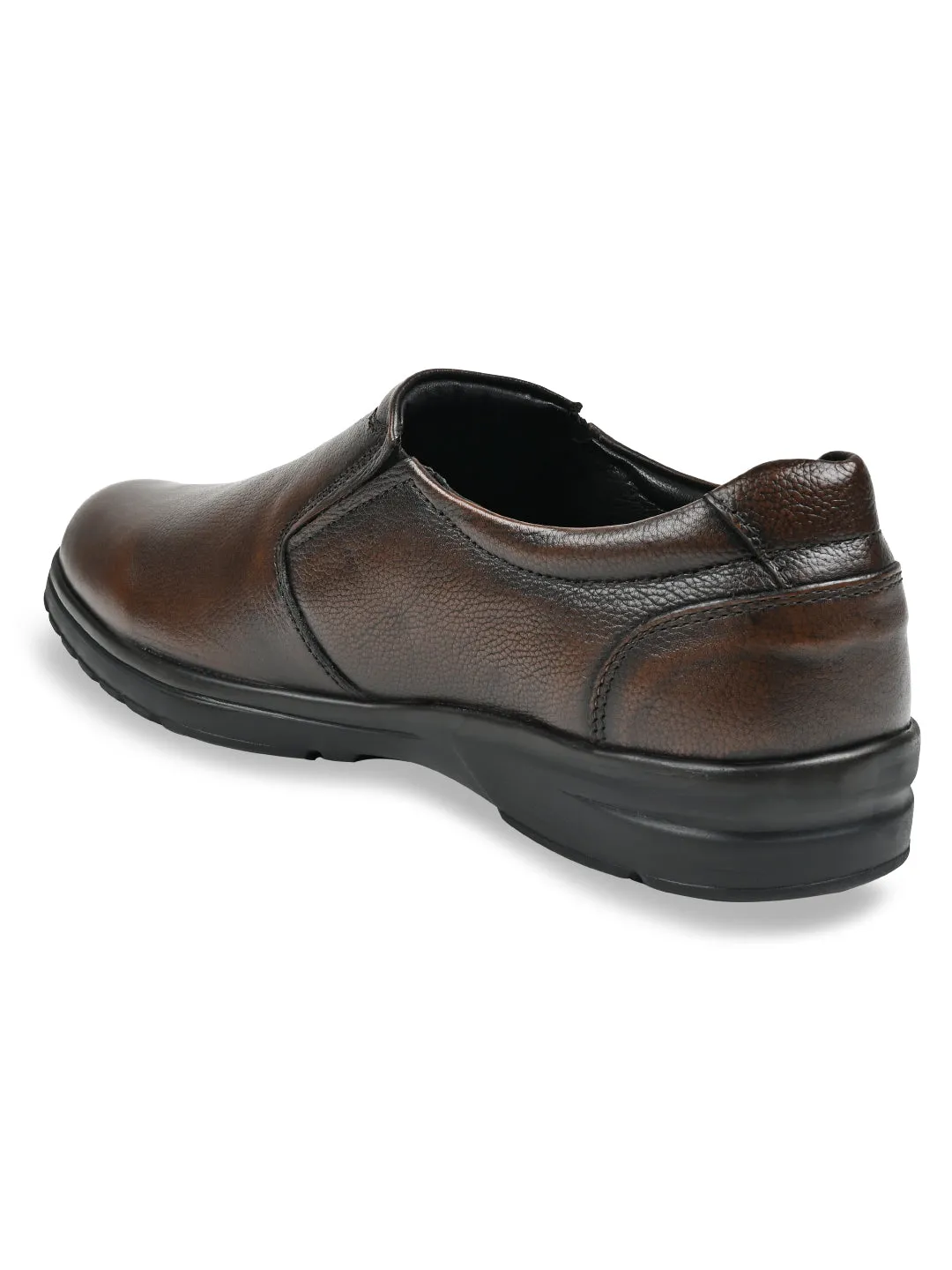 Slip Ons Skateboarding Regal Brown Men Leather Slip Ons