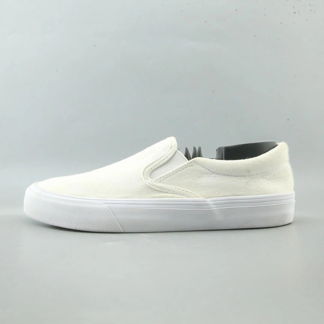 Lace Slip On NO BOUNDARIES MEMORY FOAM