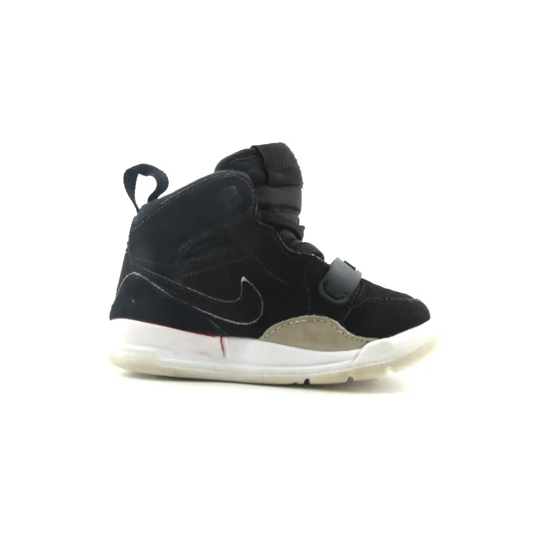 Nike Shoes Vintage NIKE JORDAN LEGACY 312 LOW