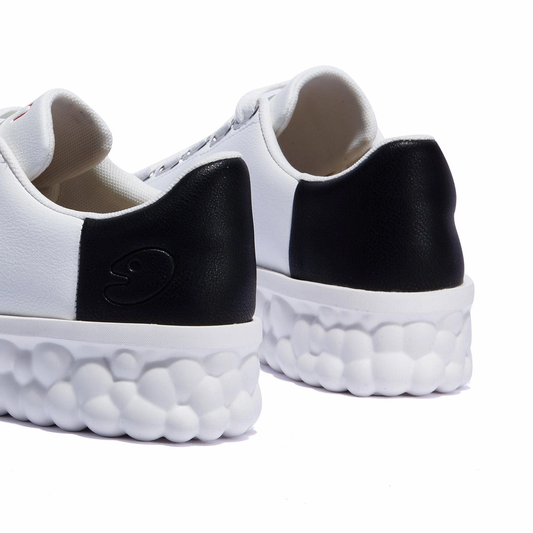 Family Dollar Sneakers Panda Las Ramblas VI Women