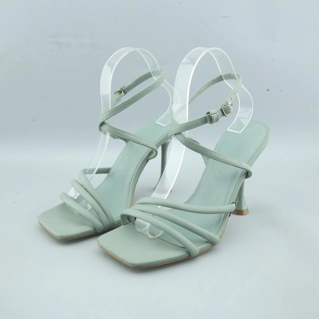 PRIMARK . High Heels And Feet