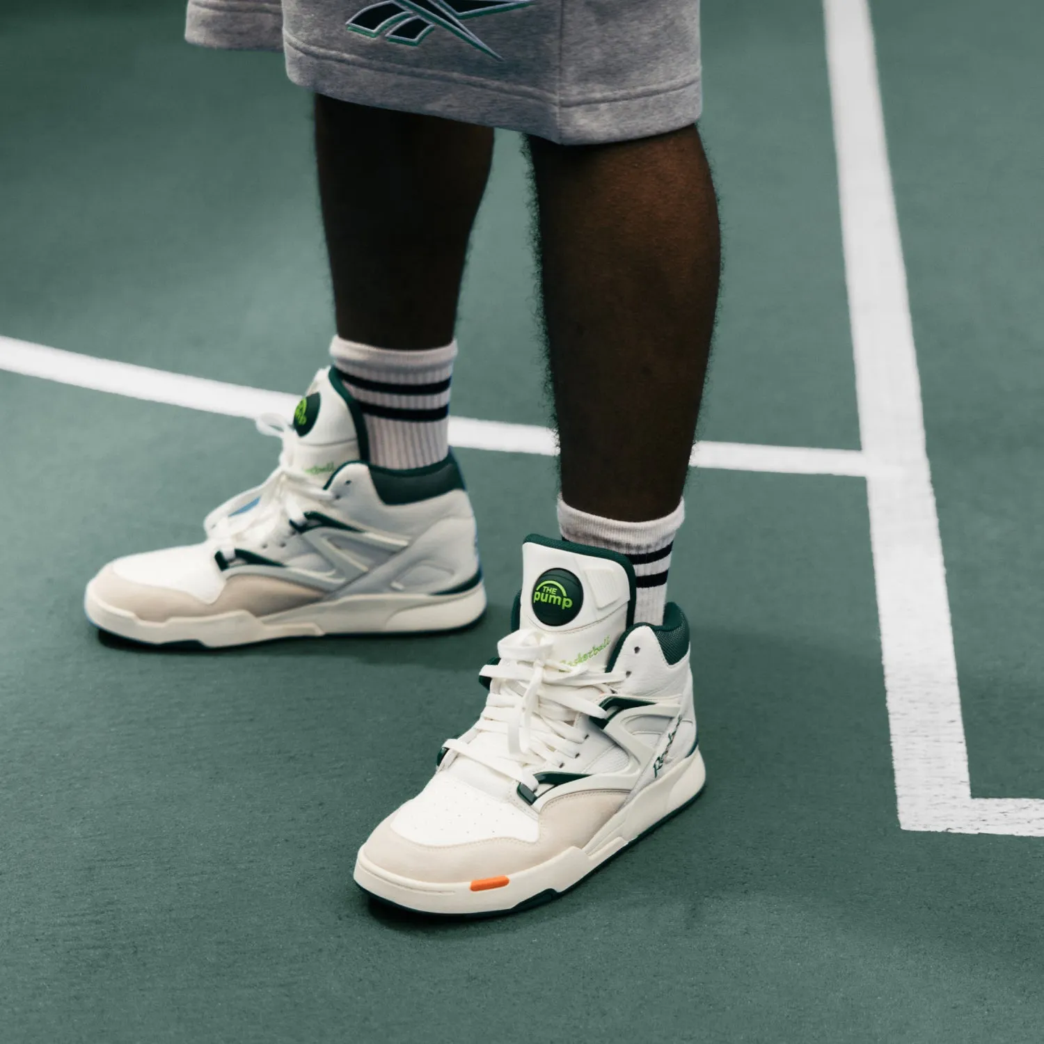 Weighted Basketball Shoes Pump Omni Zone Ii Chalk/Darkgreen/Paperwhite