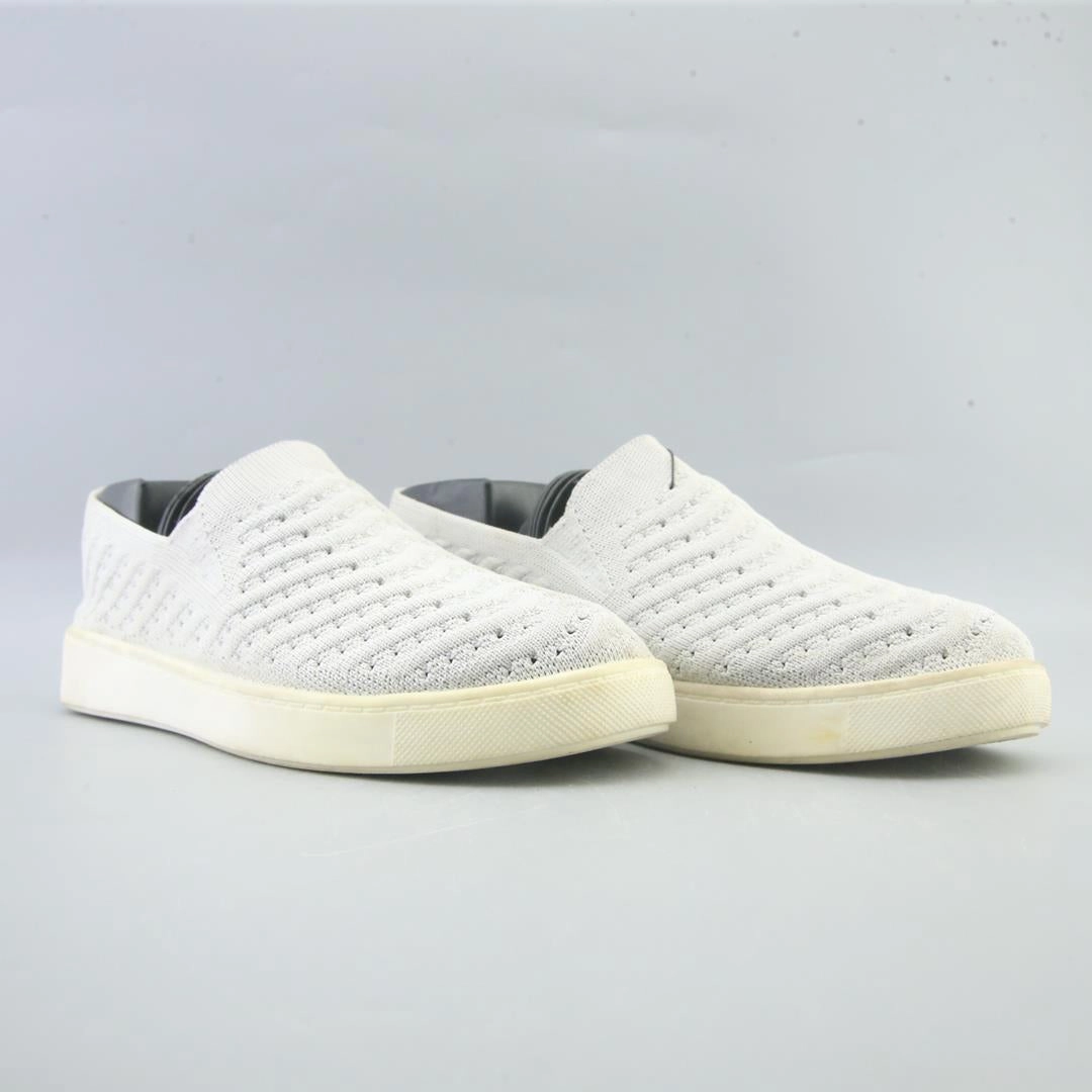 WHITE MOUNTAIN . Reember Slip On