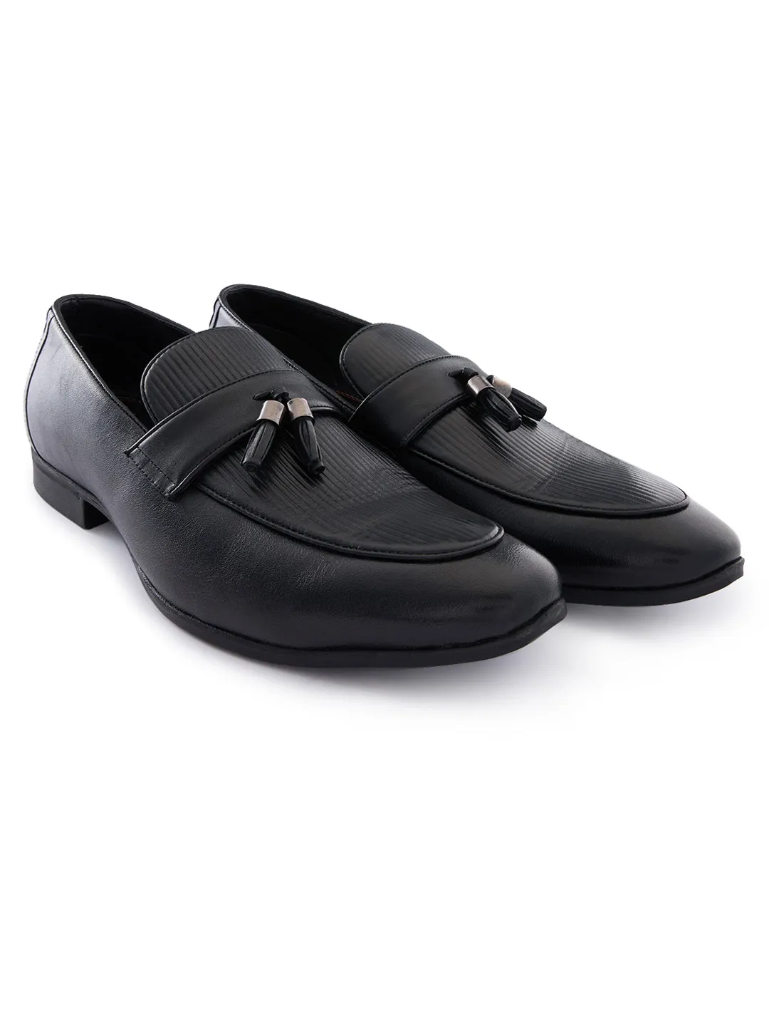 Wide Slip On Regal Black Men Textured Leather Tasseled Formal Slip Ons