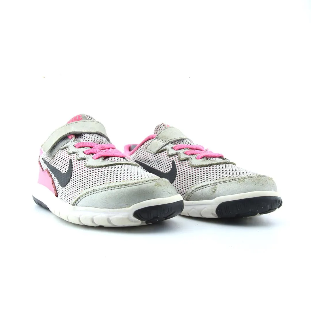 NIKE FLEX EXPERIENCE RN 4 Nike Shoes Futsal