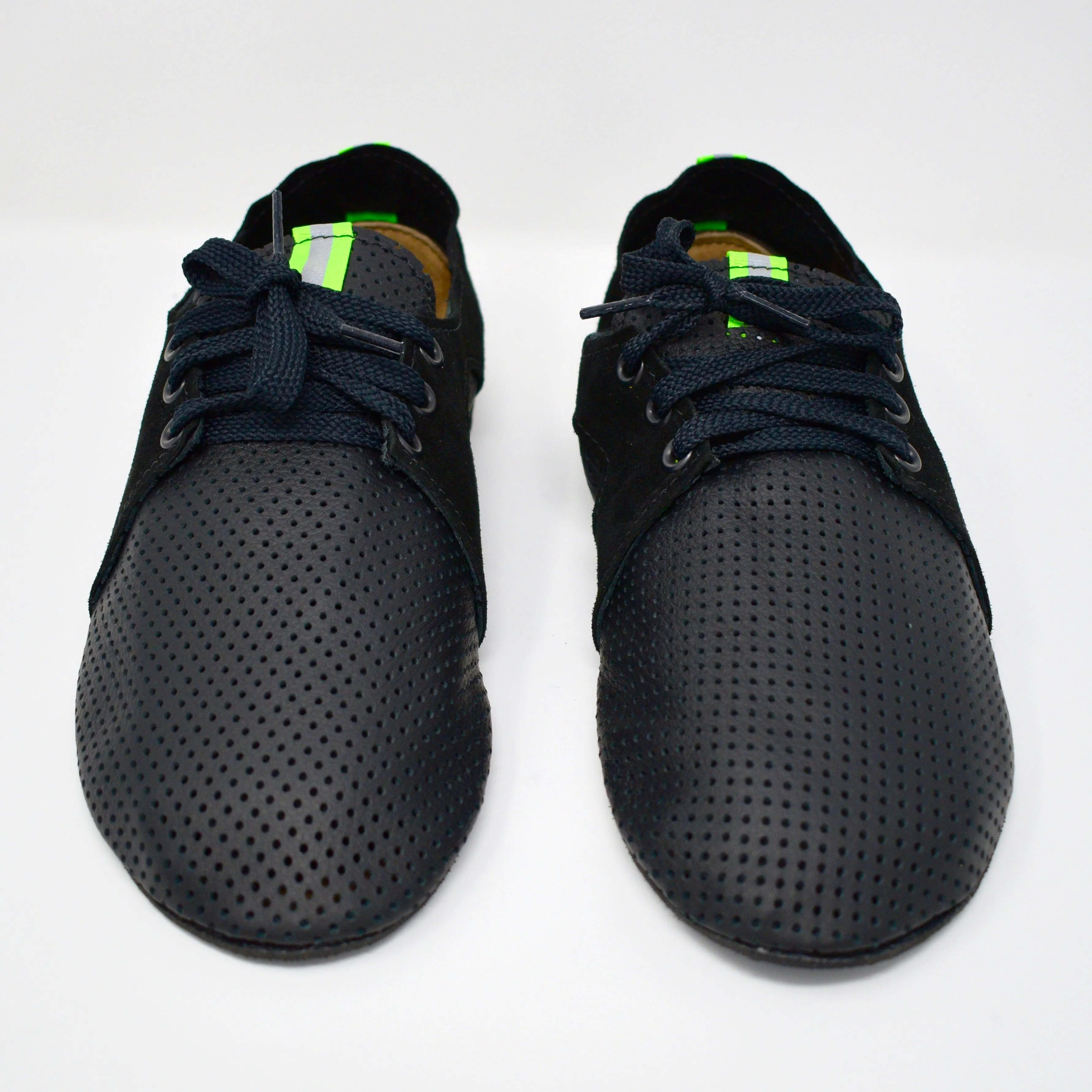 RunAmoc TFC Ninja. Unisex (Black/Grey) Nike Free Metcon 5 Training Shoe