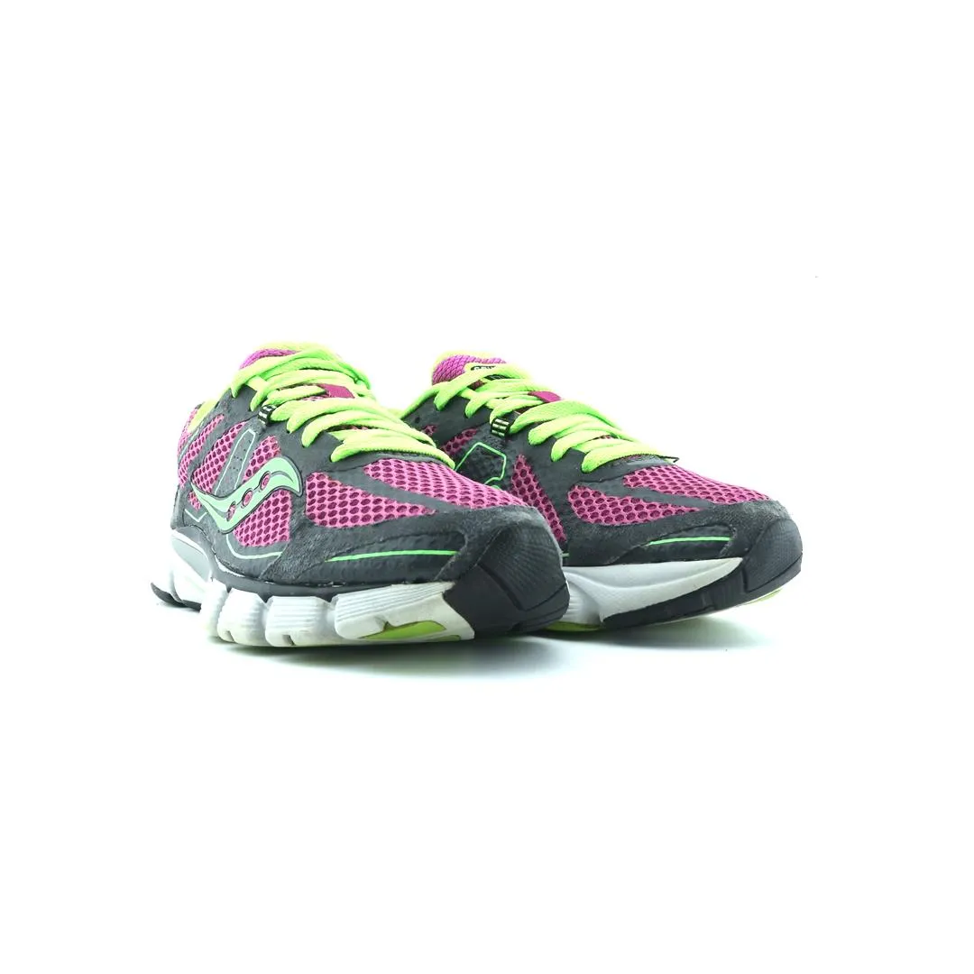 Low-top Sneakers Running Shoes SAUCONY MIRAGE 3