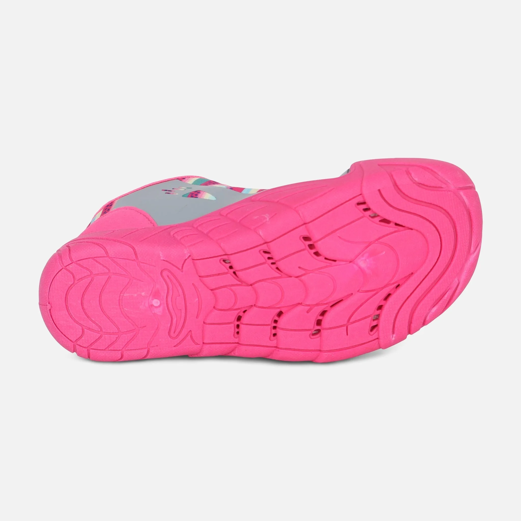 GIRLS BEACH SLIP-ON SHOES Closeout Running Shoes