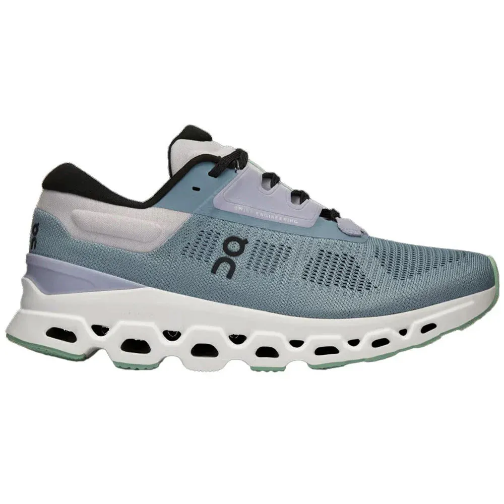 Women's On Cloudstratus 3 Running Shoes Photos