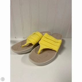Sandals Flip Flops By Bzees In Yellow, Size: 7.5 Waterproof Flip Flops With Arch Support
