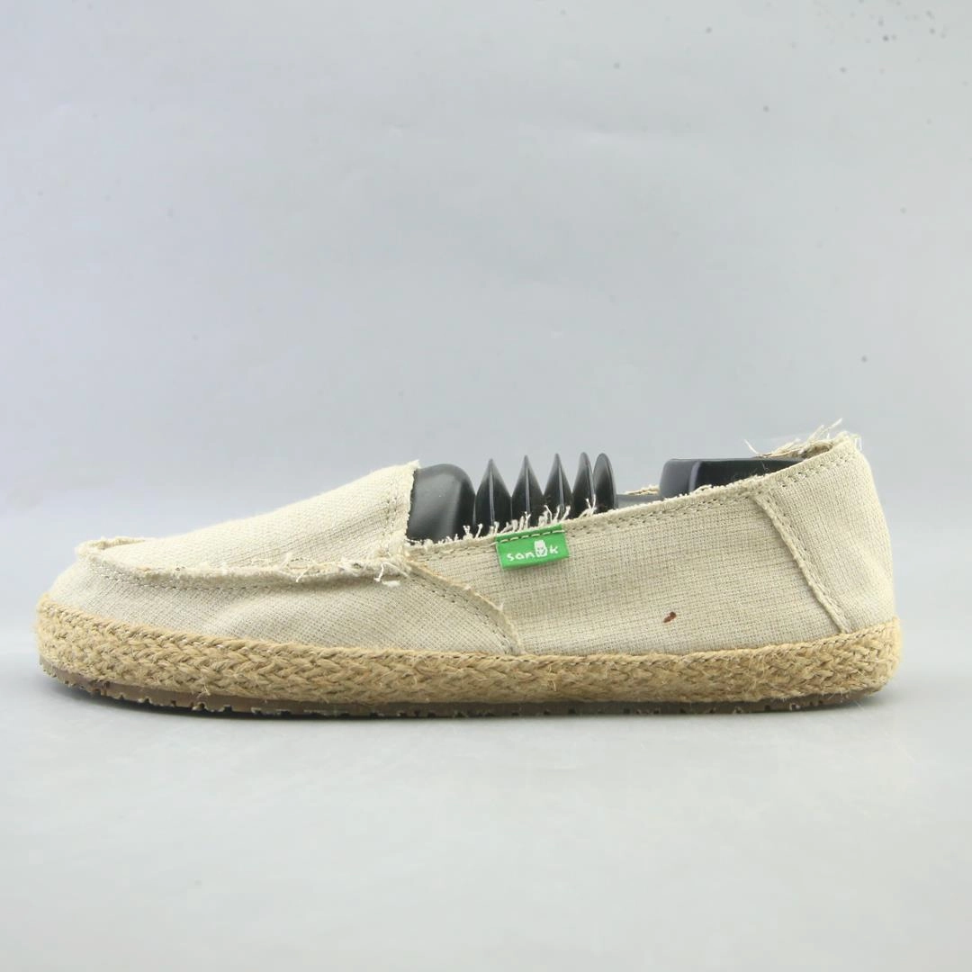 Baretraps Gennie Slip-on SANUK  .