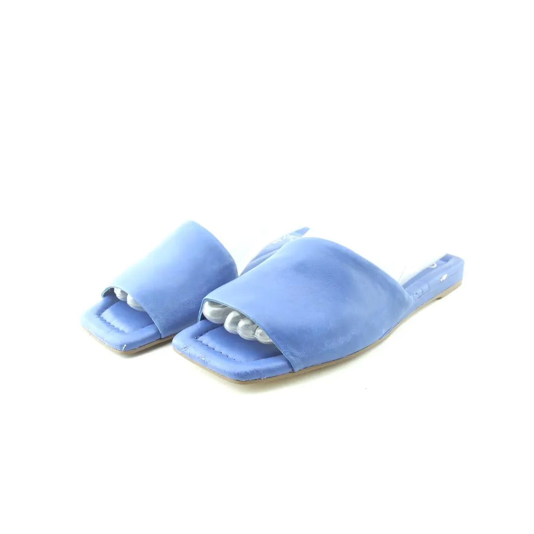 Ballet Flats SARTO. .