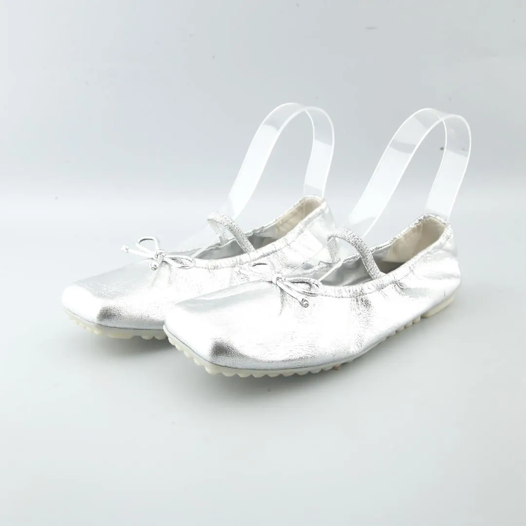 Flats That Look Like Pointe Shoes SARTO. ZEPHER