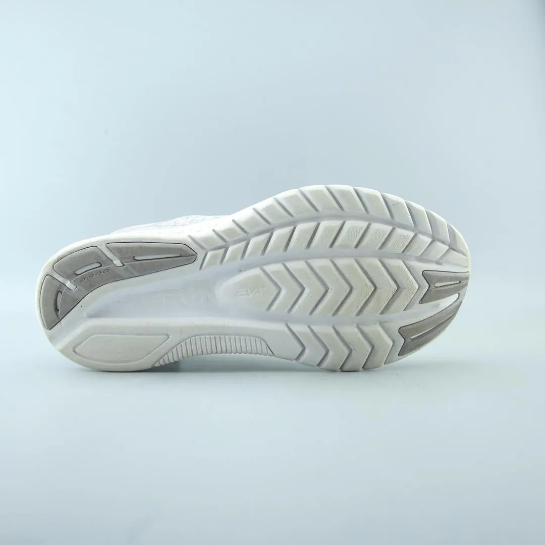 SAUCONY KINVARA 10 Waffle Running Shoes