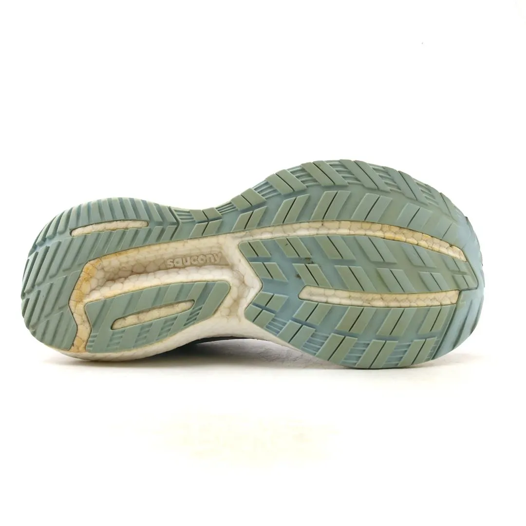 Trial Running Shoes SAUCONY  TRIUMPH 19