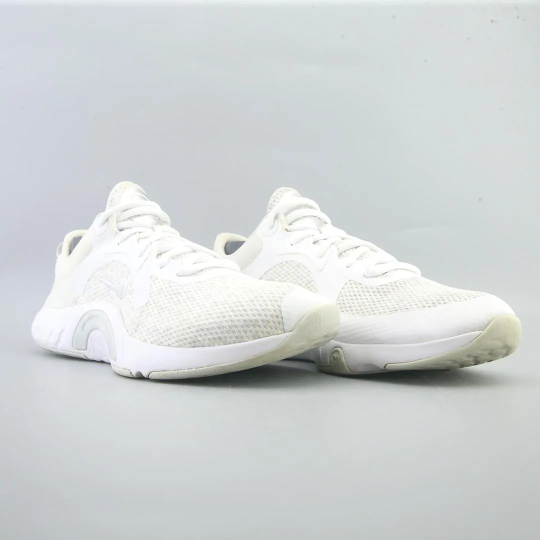 NIKE RENEW IN-SEASON TR 11 Nike Retro Tennis Shoes