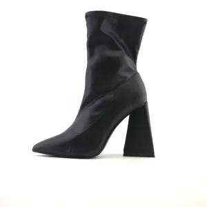 FOREVER 21 . High Heel Shoes History