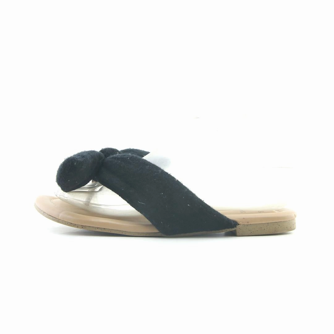 SHADE & SHORE . Flat Shoe Organizer