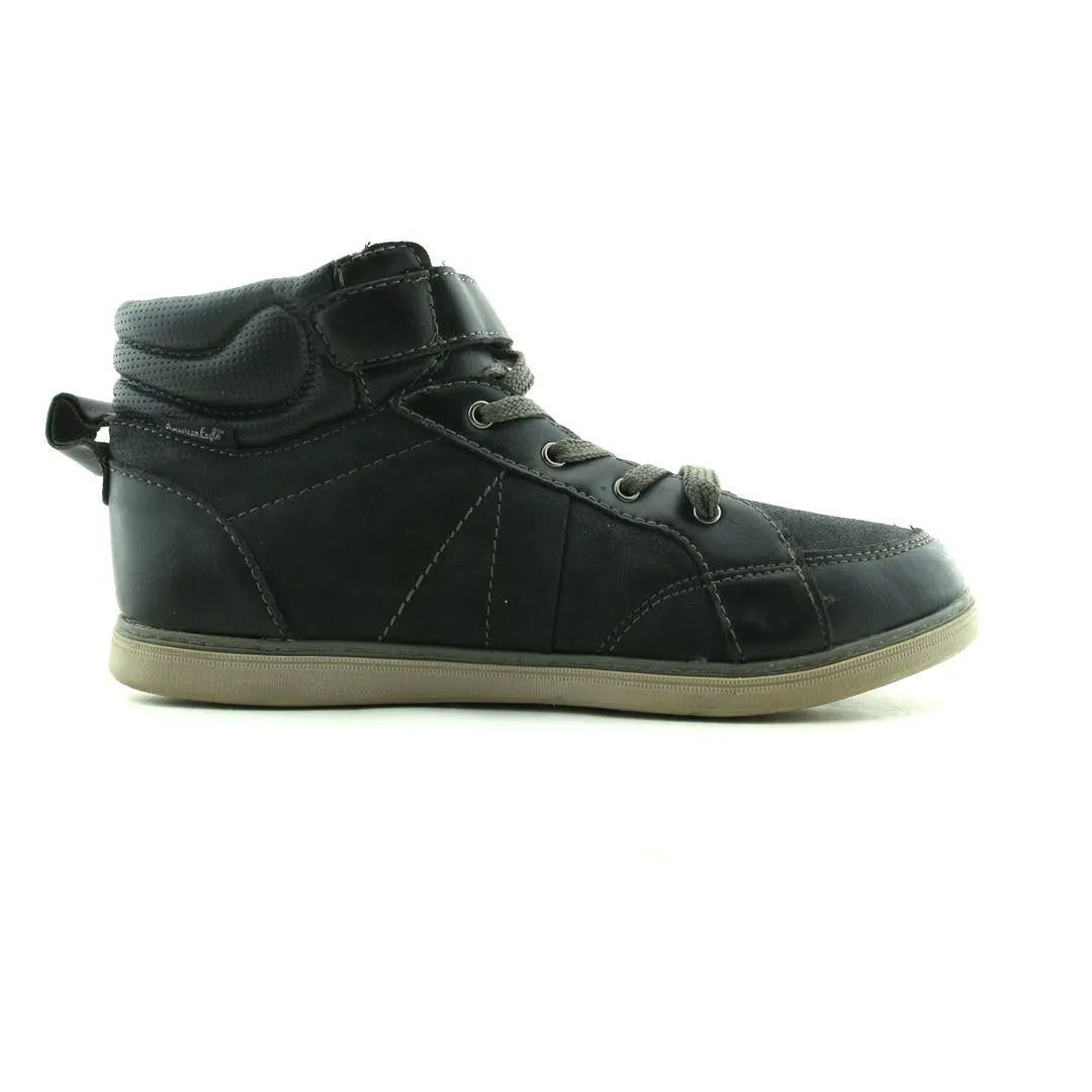 AMERICAN EAGLE . Ugh Sneakers