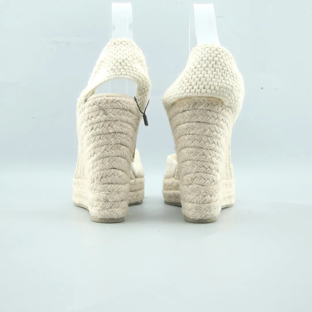 PULL & BEAR . High Heels Parts