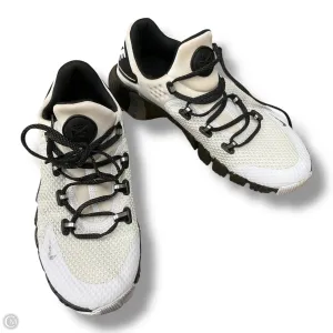 Star Shoes Nike Shoes Athletic By Nike In Black & Cream, Size: 10