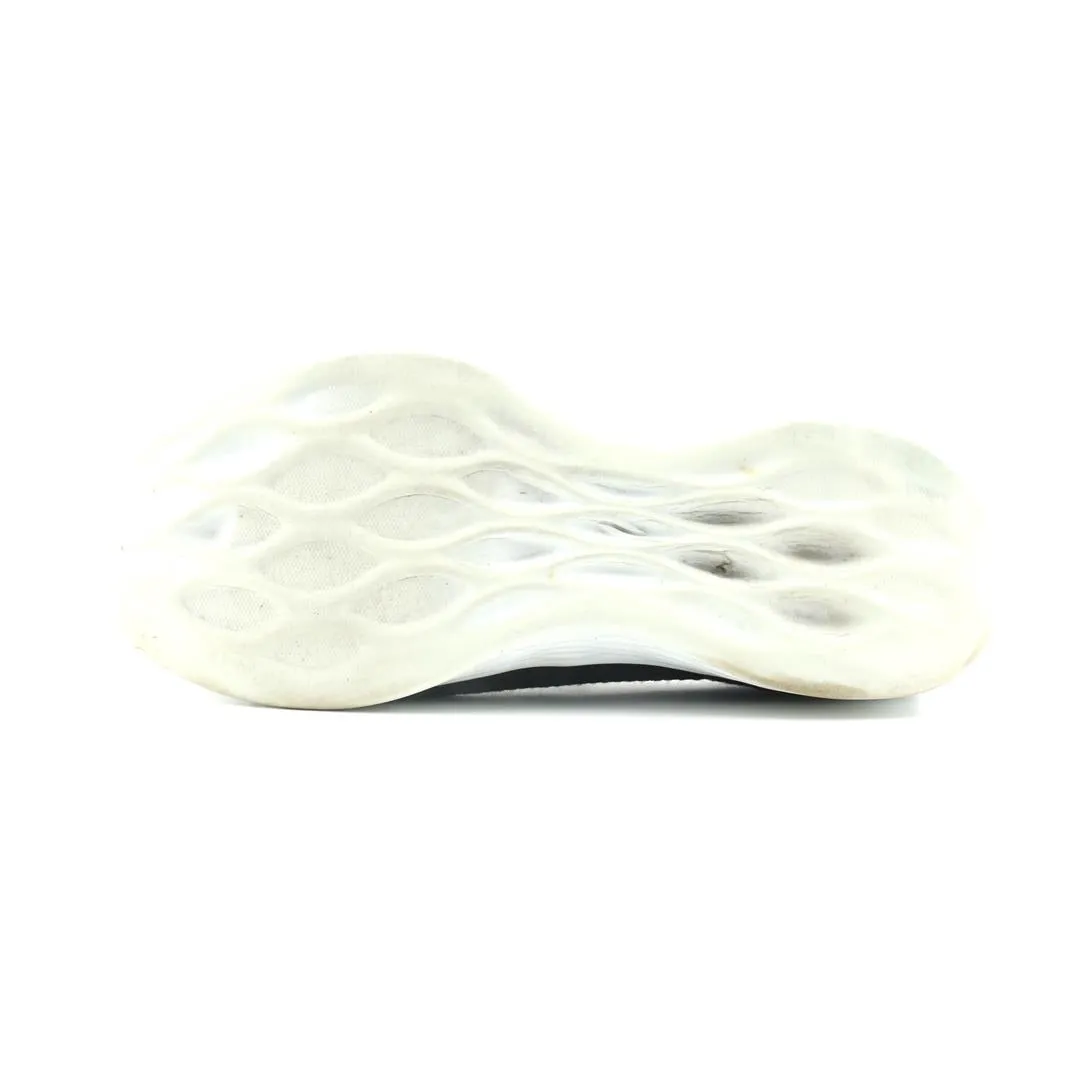 Luxury Slip On Sneakers SKECHERS 14956