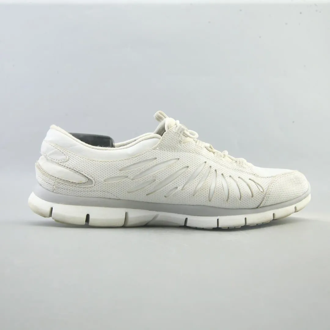 Dress Slip On Shoes Exta Wide Width SKECHERS 6 FLEX GRATIS