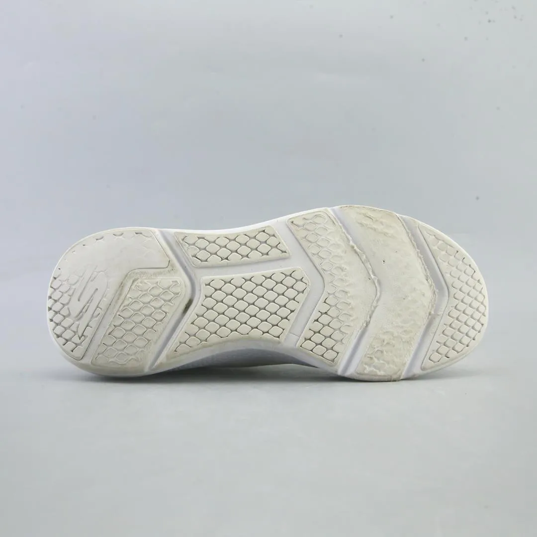 SKECHERS GO RUN ELEVATE LEVANA Best Running Shoes For Fallen Arches