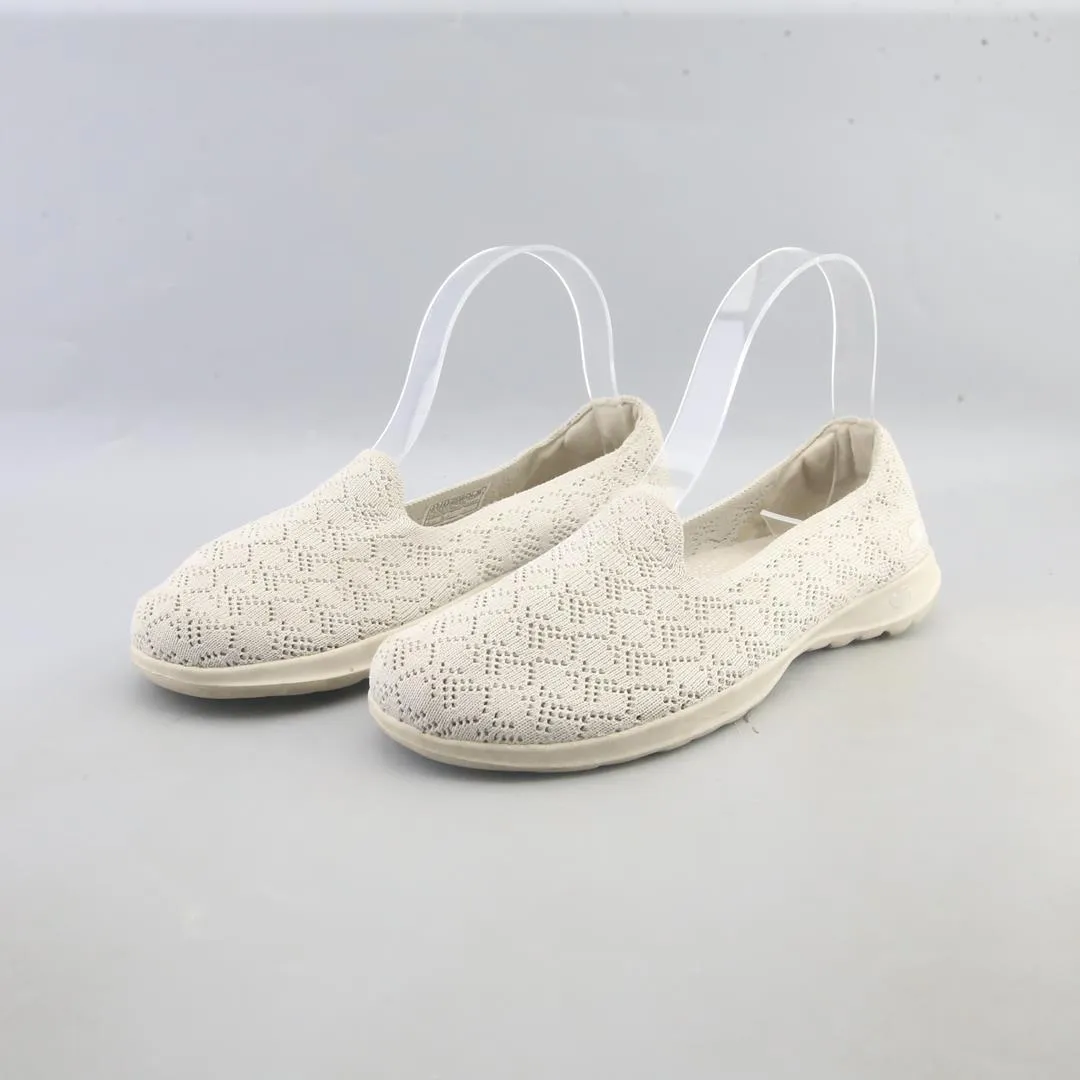 Slip On Snow Boots Slip Ons Slip-ons And Loafers Work Boots Slip On Suede Slip On Loafers Slip On SKECHERS GOWALK JOY