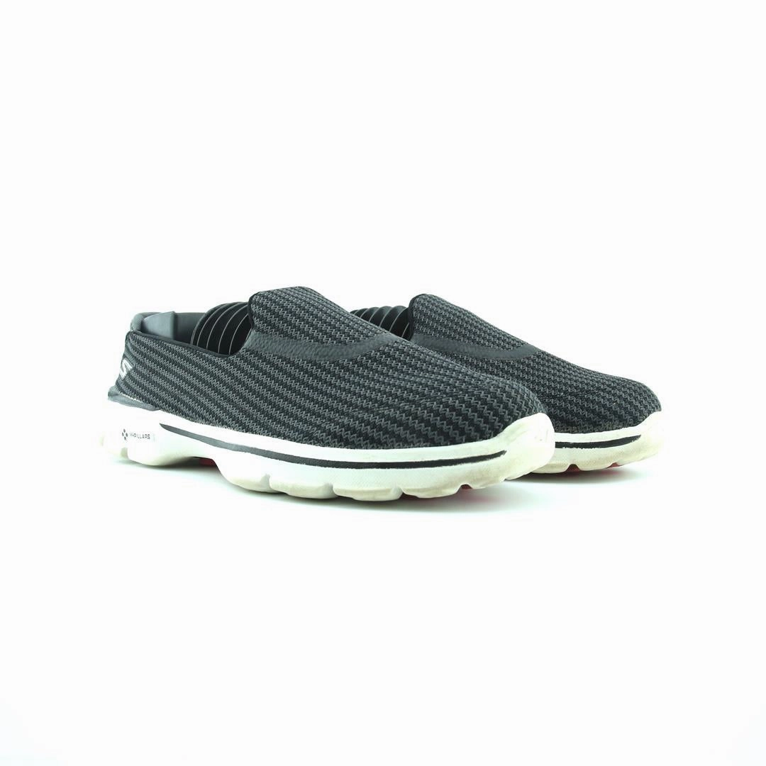 SKECHERS GO WALK 3 Mackenzie Snow Slip-ons