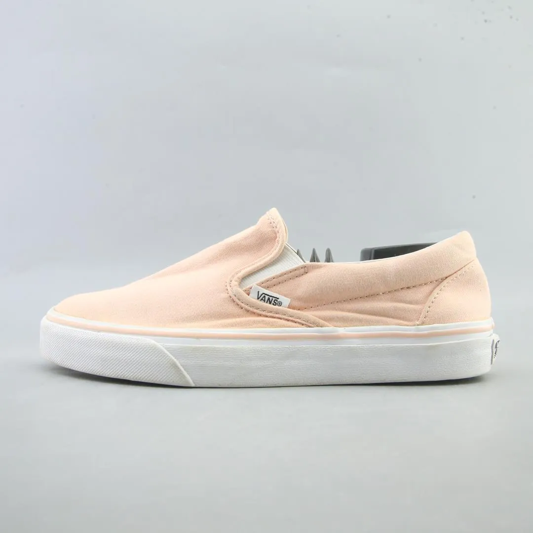 VANS CLASSIC Slip On Canvas Sneakers Slip On Casual