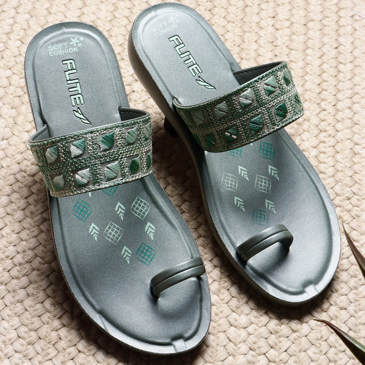 Slippers For Women PUL 213 Custom Embroidered Flip Flops