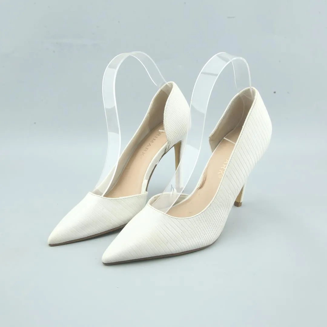 PRIMARK . Short Shorts High Heels